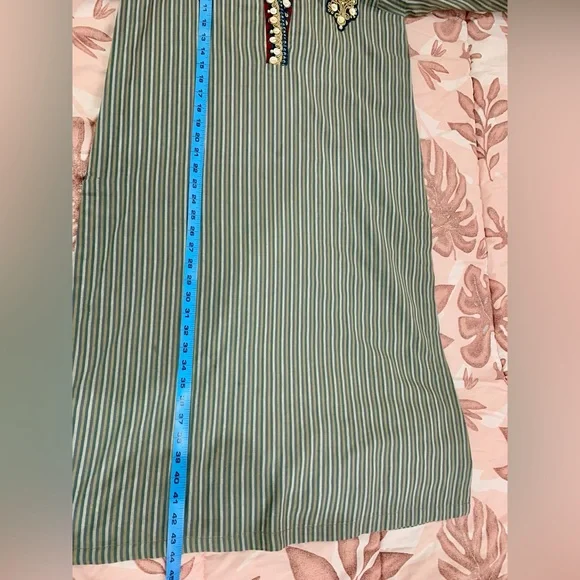 Maria. B. 3 pc Winter Dress - Picture 14 of 16